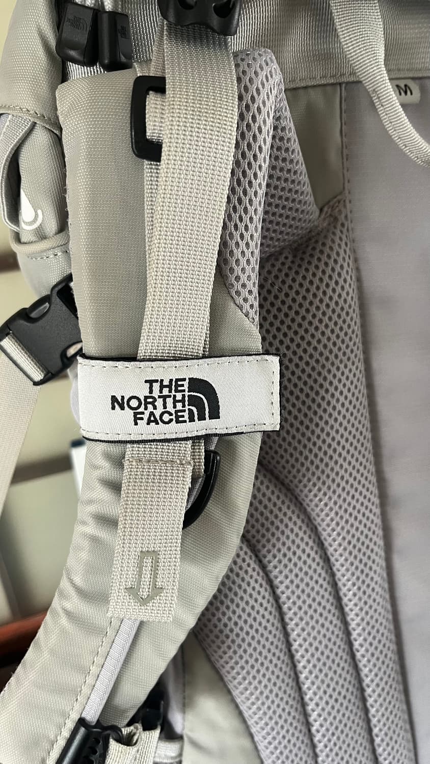 노스페이스 W 텔루스 28 등산 배낭 (그레이) 상품이미지8