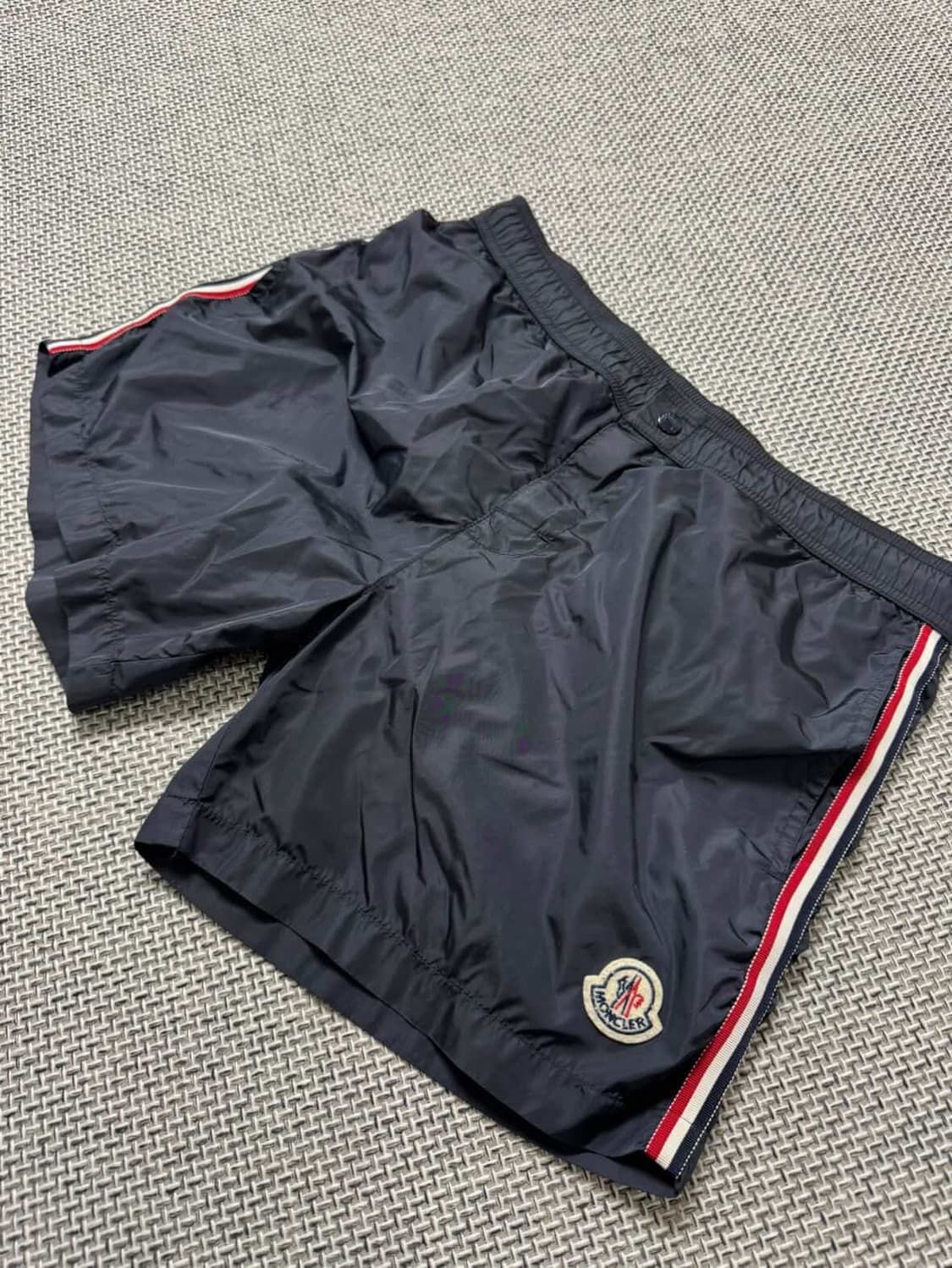 몽클레어 네이비 스윔 숏팬츠 반바지 상품이미지2