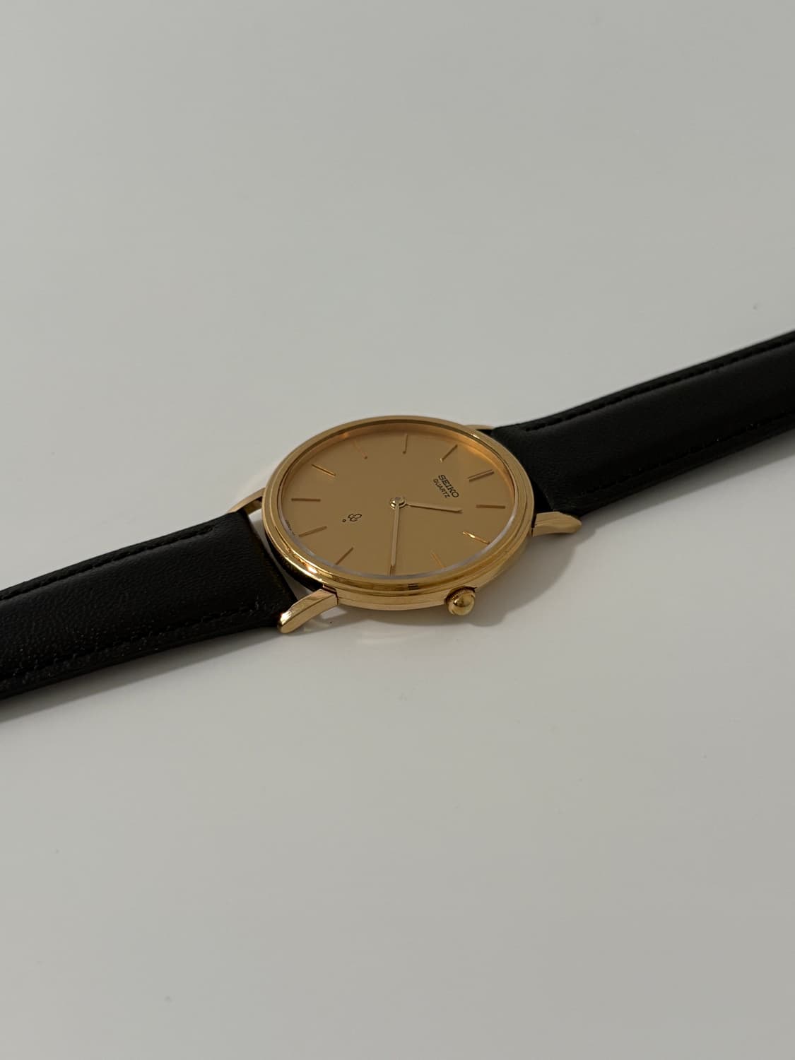 70s chariot brushed dial gold quartz 상품이미지6