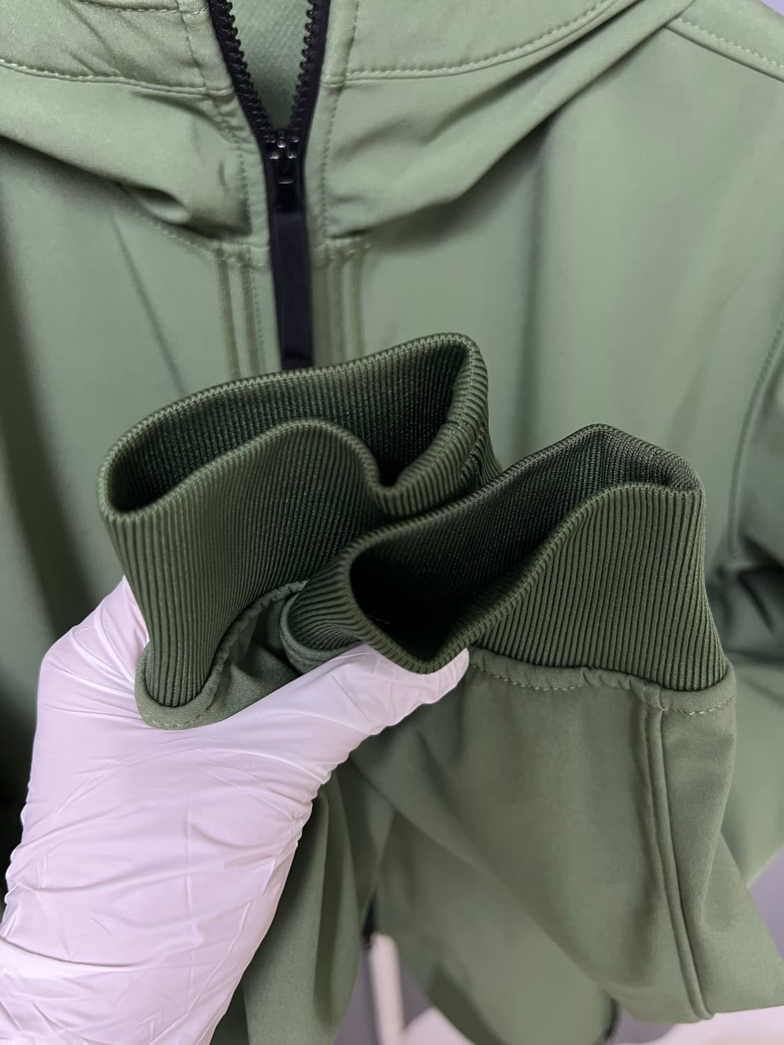 [정품] 신형, 새상품급 / 스톤아일랜드 소프트쉘 M 상품이미지3