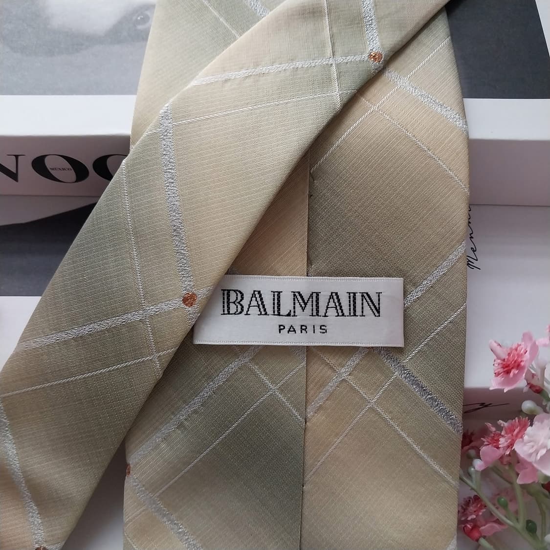 발망 실크 베이지 체크 큐빅 넥타이 9.5cm A등급 K1580
 상품이미지8