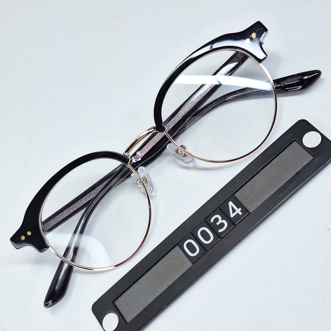 일제 블랙 골드 하금테 안경테 48mm 일본 수입 패션 아이웨어 클래식  상품이미지1