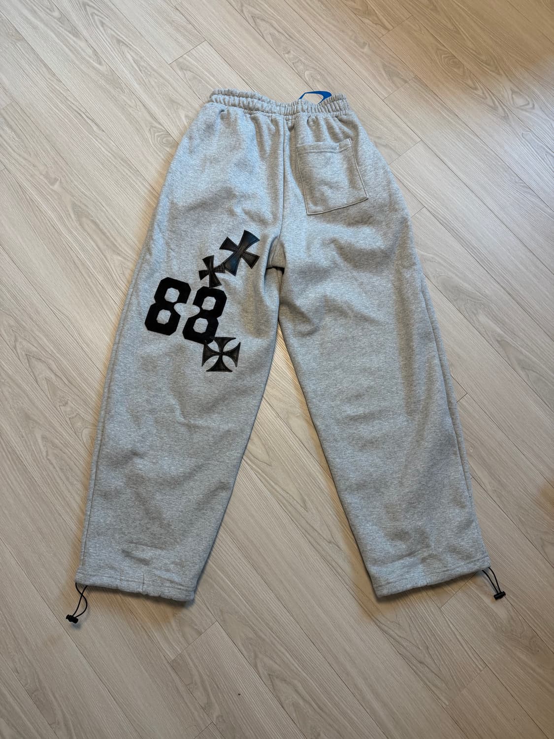 스켈리웩 스웻팬츠 새제품 상품이미지1