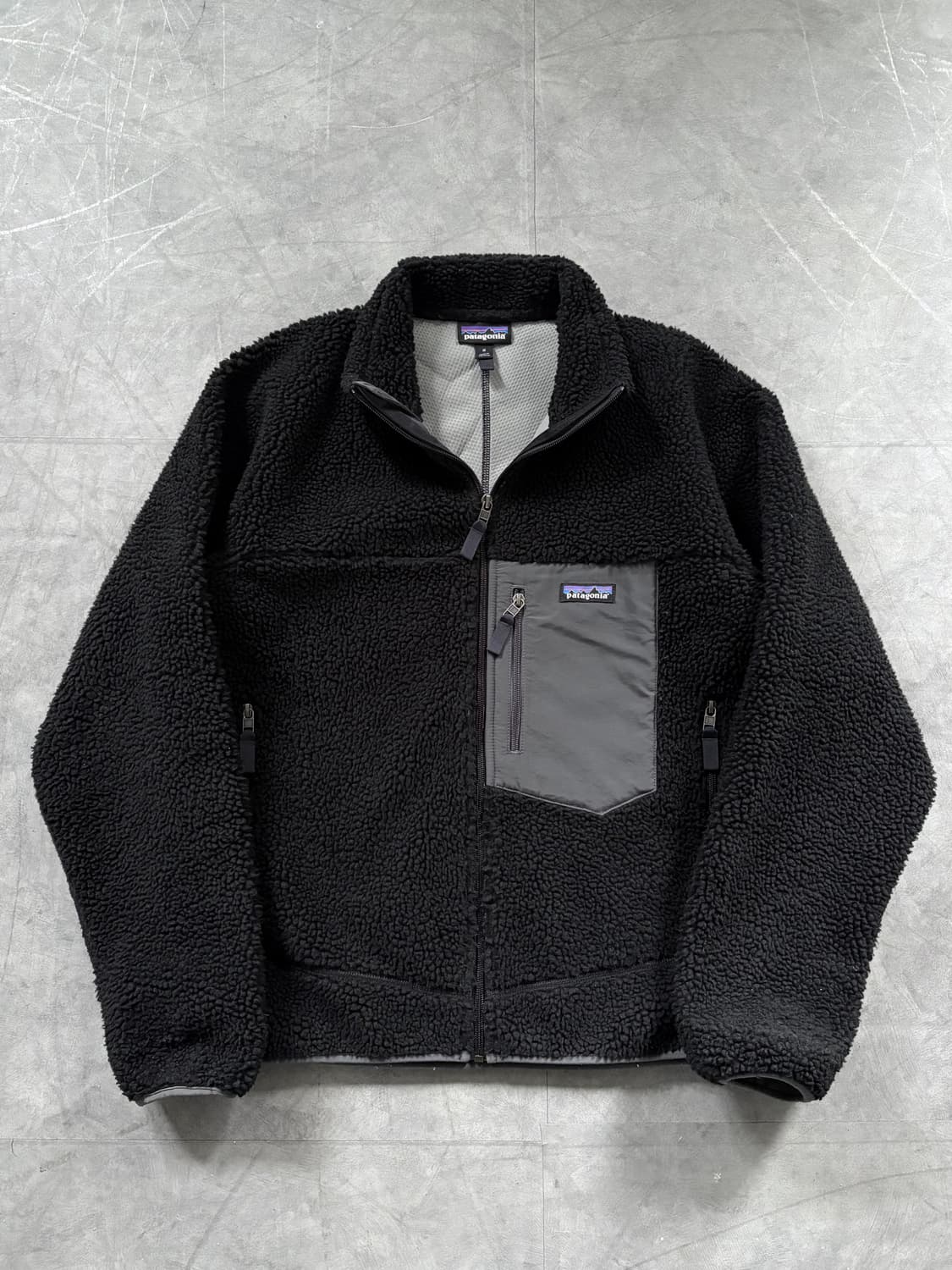 Patagonia 파타고니아 레트로 X 블랙 플리스 자켓 상품이미지1