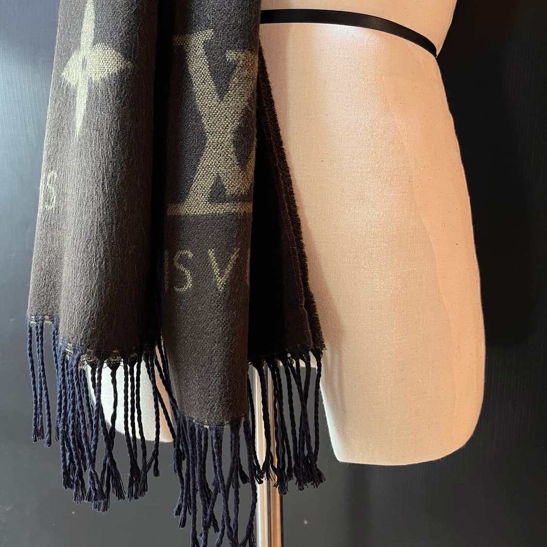 올드 루이비통 모노그램 울 머플러 상품이미지3