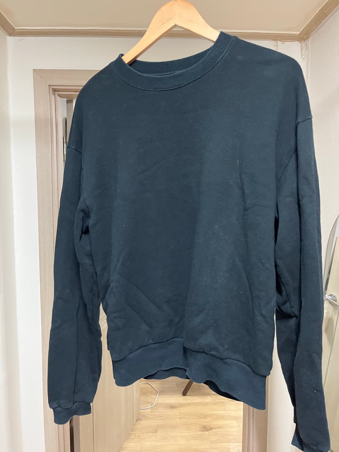 캐피탈 스마일 맨투맨 4사이즈 블랙 상품이미지1