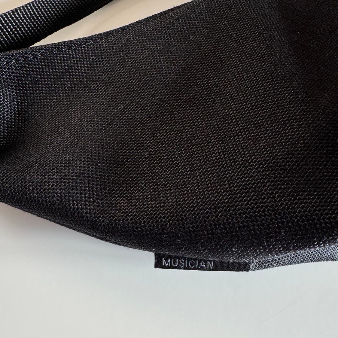 라드뮤지션 크로스백 상품이미지4