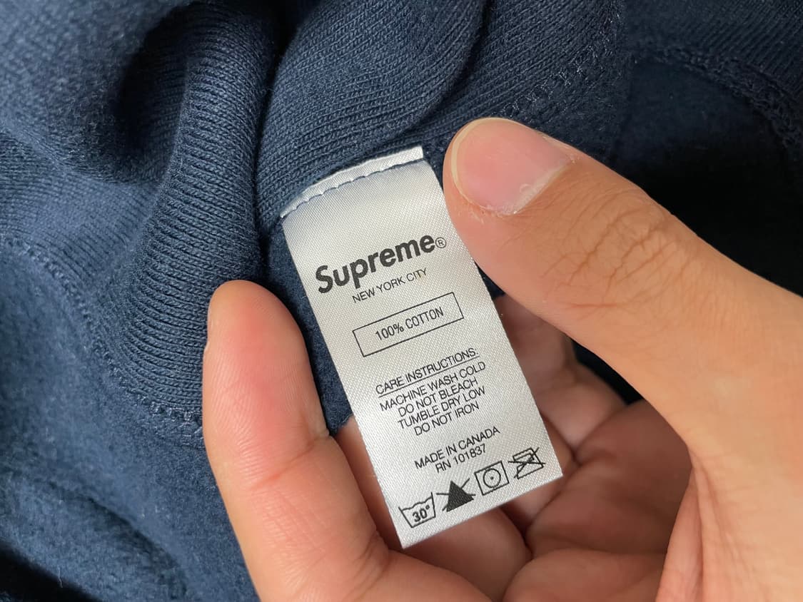 [L] 슈프림17fw 센터피스 후드 네이비 상품이미지5