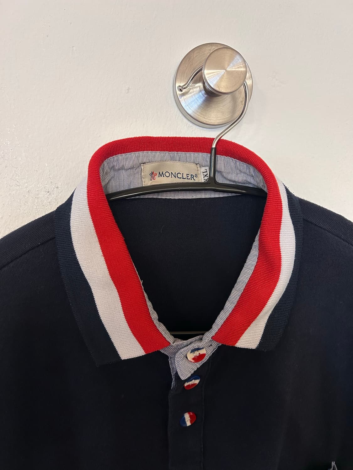 몽클레어 남성 네이비 카라티 (실측 100) 상품이미지2