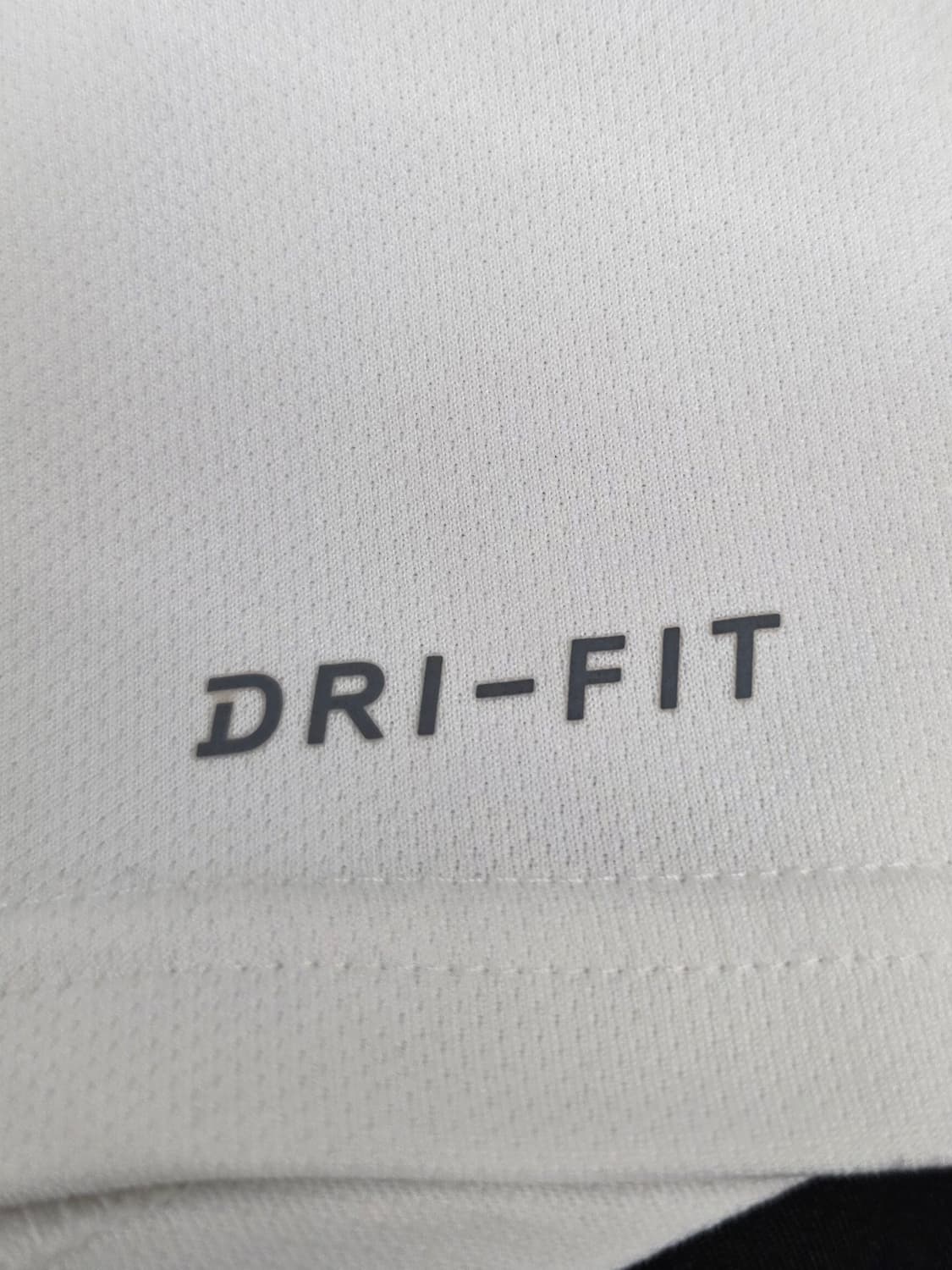 나이키 드라이핏 남자 골프 반팔카라티. 싸이즈 95 상품이미지4