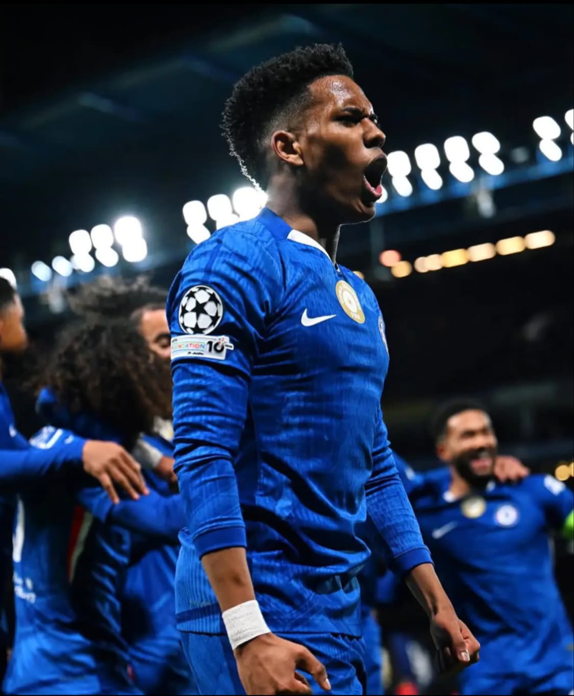 25-26 첼시 홈 이스테방 긴팔 유니폼 M사이즈 상품이미지8