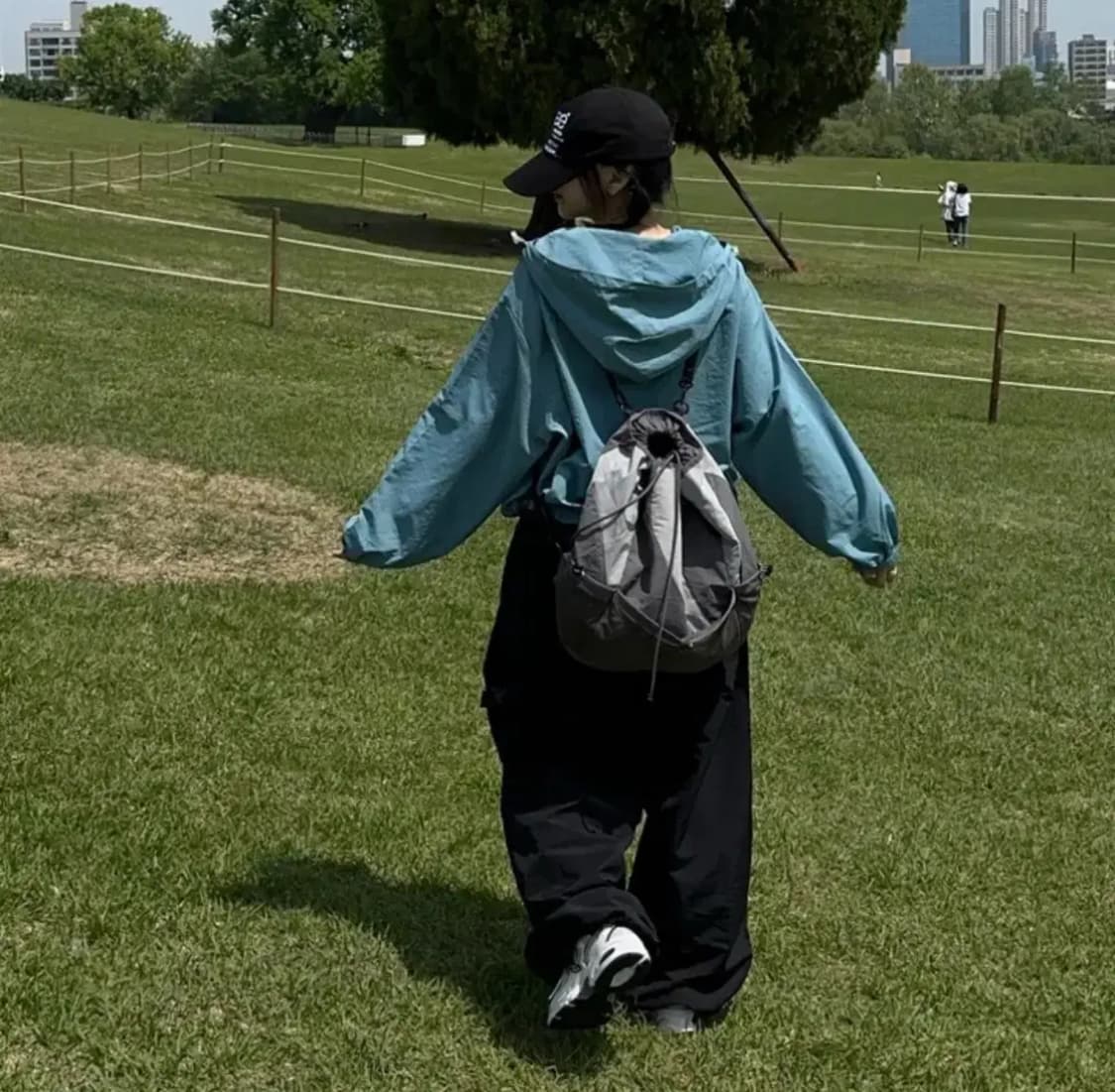 에에블리 바람막이  상품이미지3