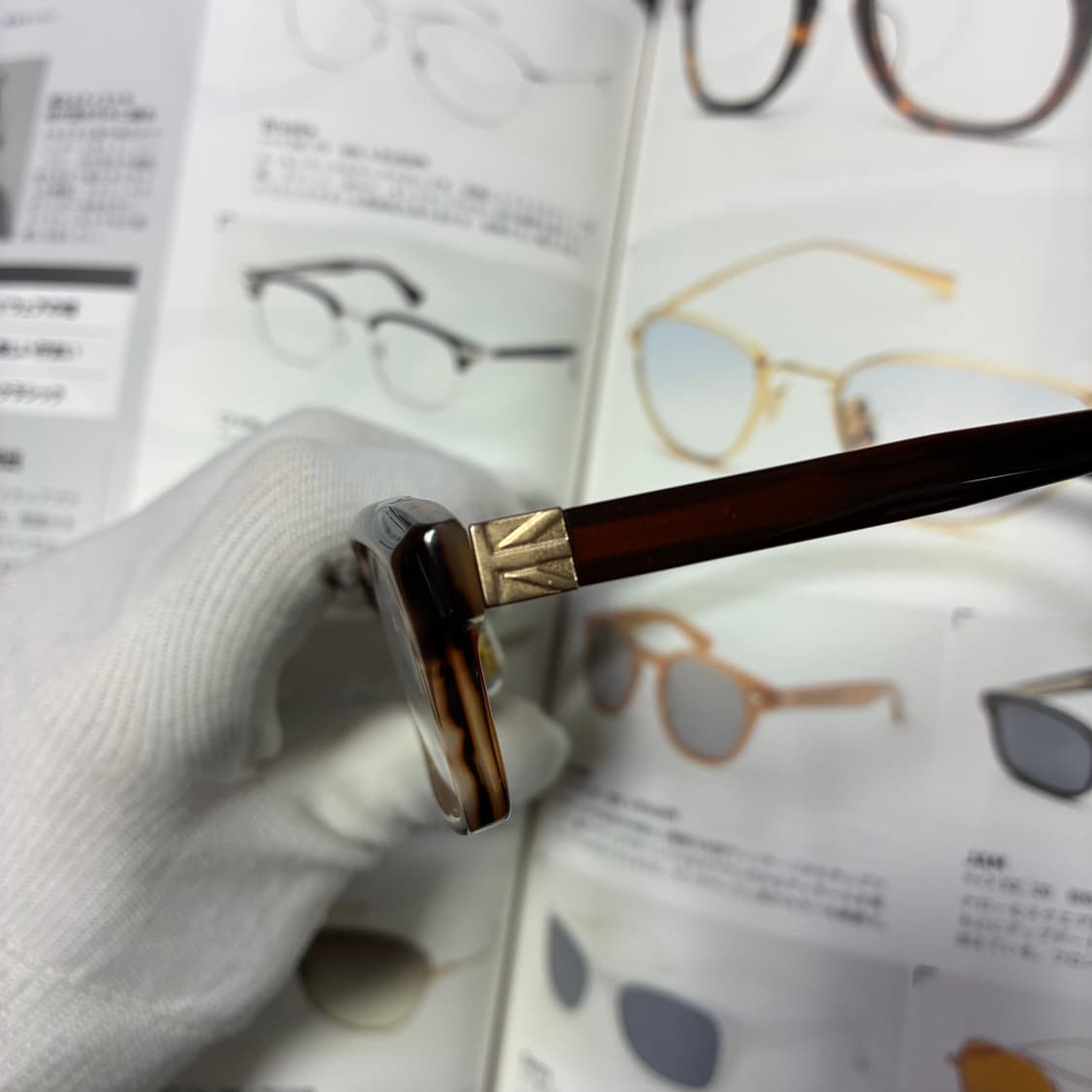 KATHARINE HAMNETT 캐서린 햄넷 뿔테 브라운 안경 상품이미지4