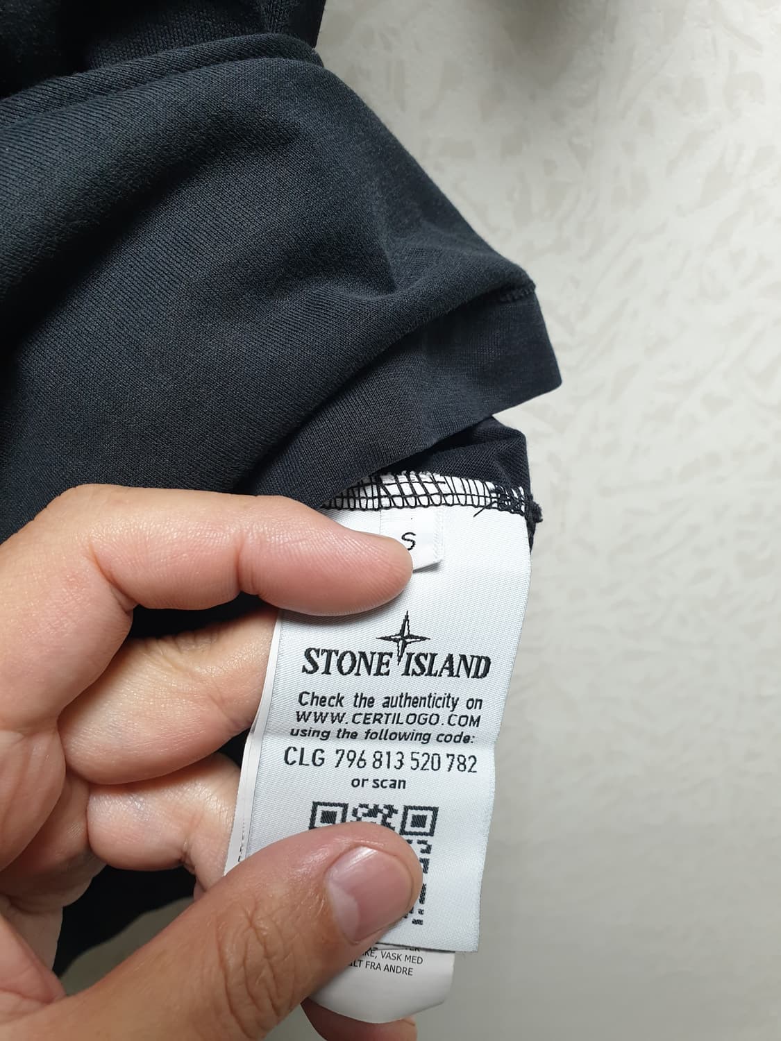 [90~95] 스톤아일랜드 블랙 반팔 티셔츠 상품이미지5