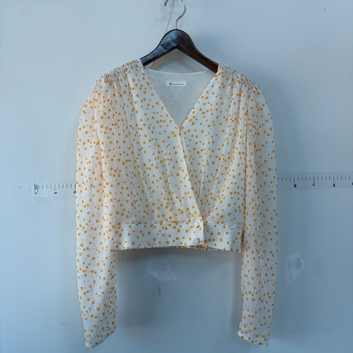 잇미샤 땡땡이 블라우스 크롭 긴팔 상품이미지1