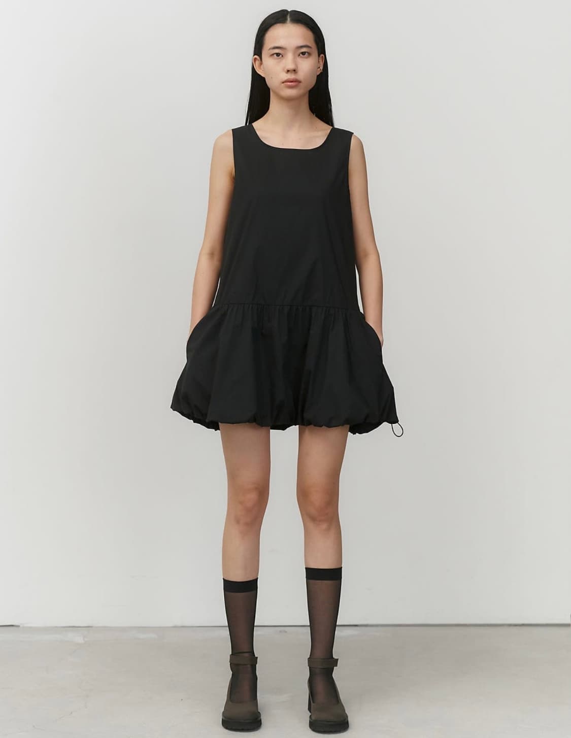 아모멘토 volume mini dress 상품이미지1