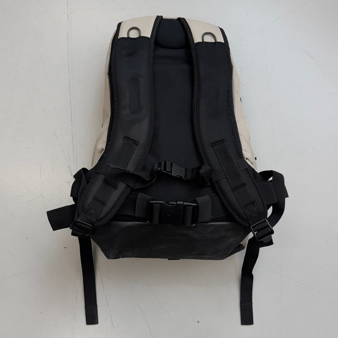 나이키 00s 스우시 고프코어 테크니컬 백팩 상품이미지3