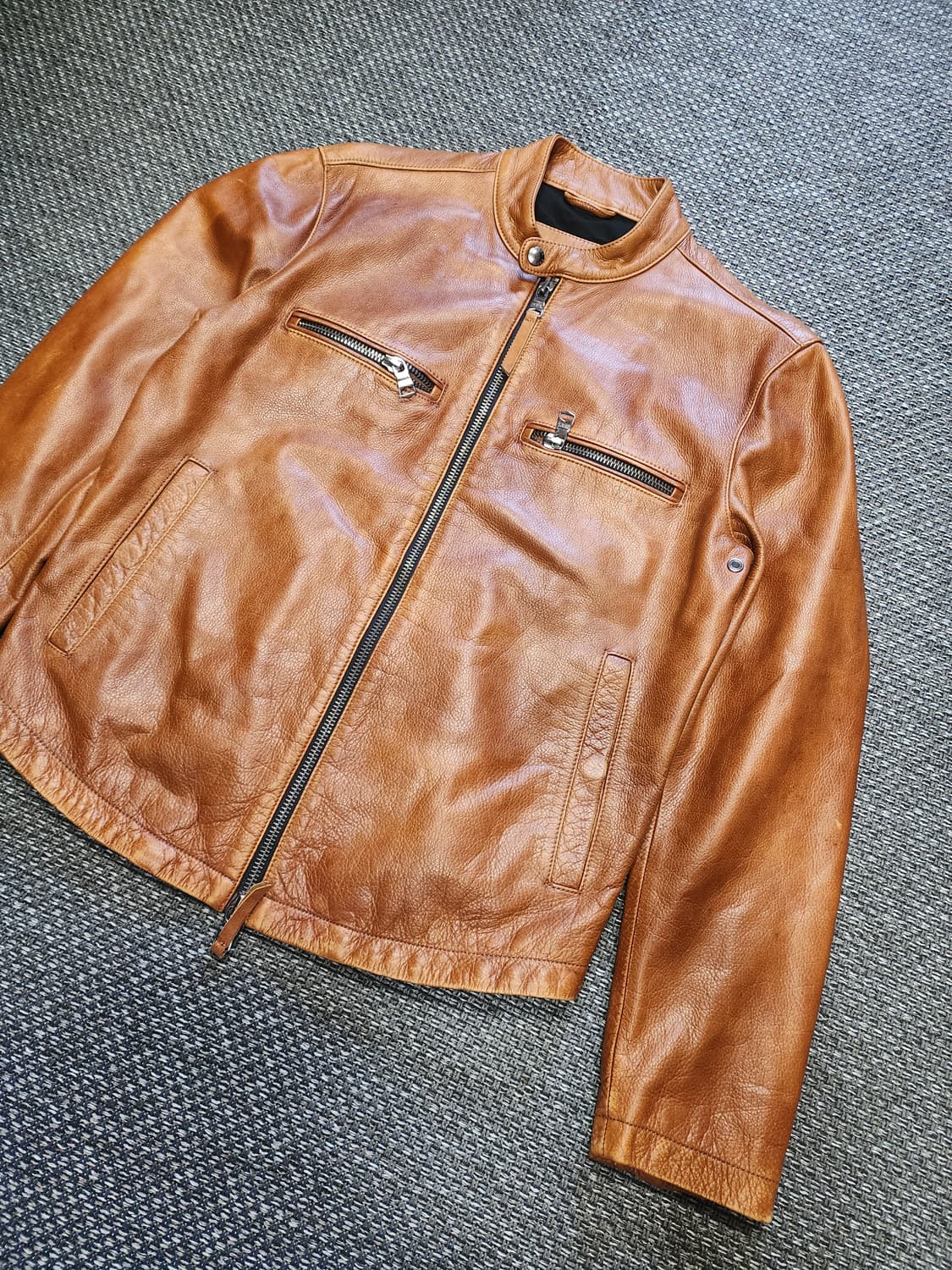 바나나리퍼블릭 가죽 싱글 바이커 자켓   M.L  상품이미지2