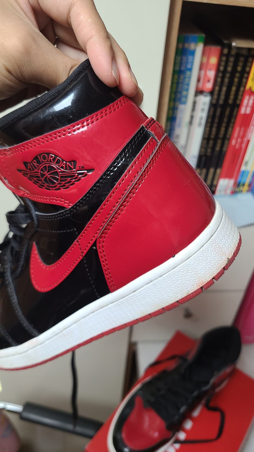 조던1 레트로 하이 OG 페이턴트 브레드 (사이즈280) 상품이미지5