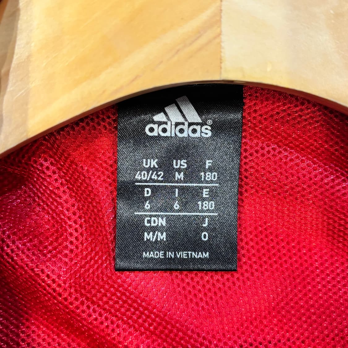 아디다스 바이에른뮌헨 레드 바람막이 M 상품이미지2