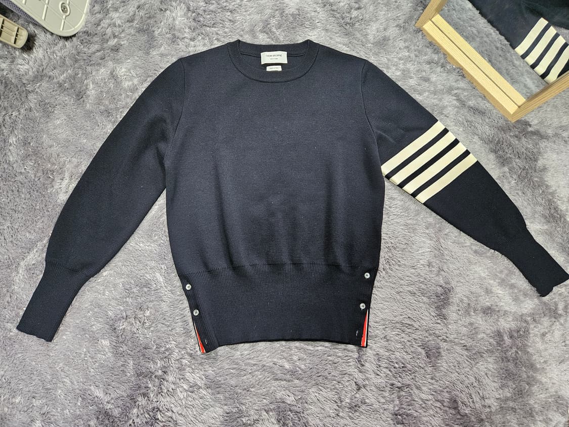 톰브라운 밀라노스티치 백화점판 3버튼 4사이즈 상품이미지1