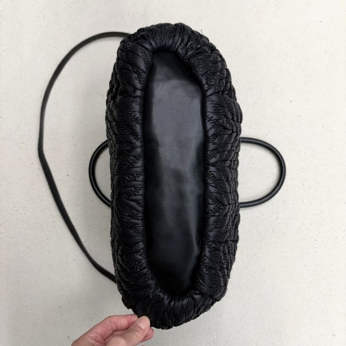 COACH 매디슨 퀼티드 쉐브론 린시 토트백 상품이미지5