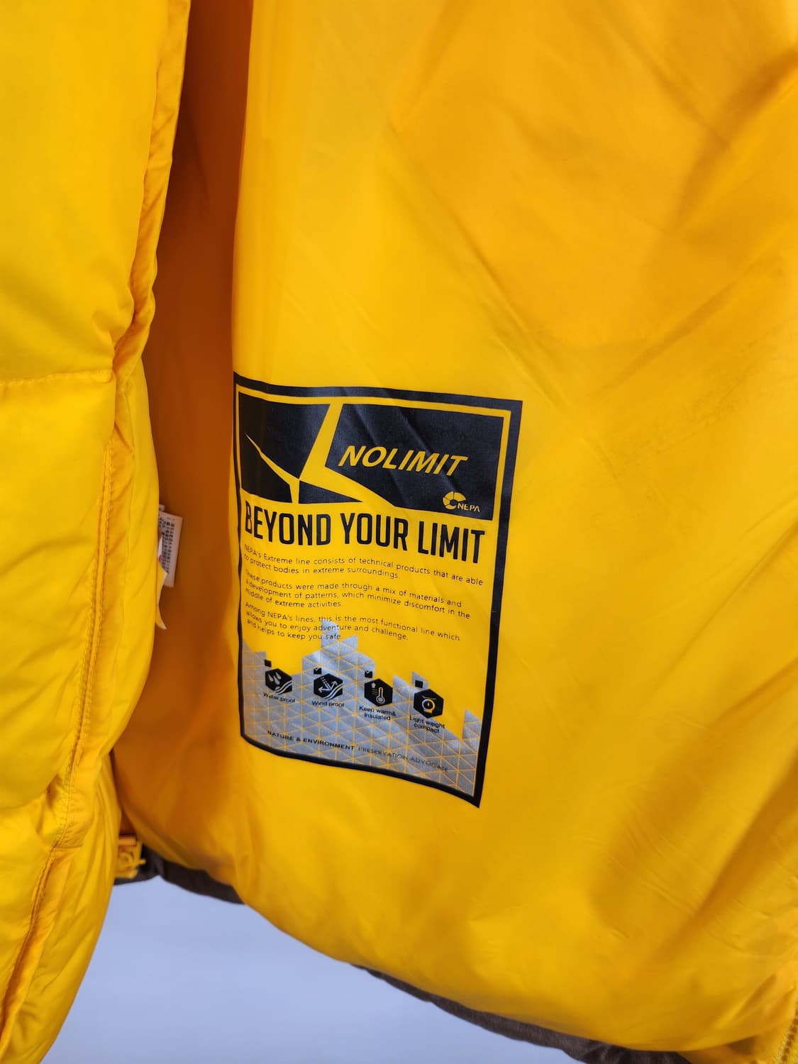 네파  NOLIMIT 기능성 구스패딩  100-105 L 새제품급 상품이미지9