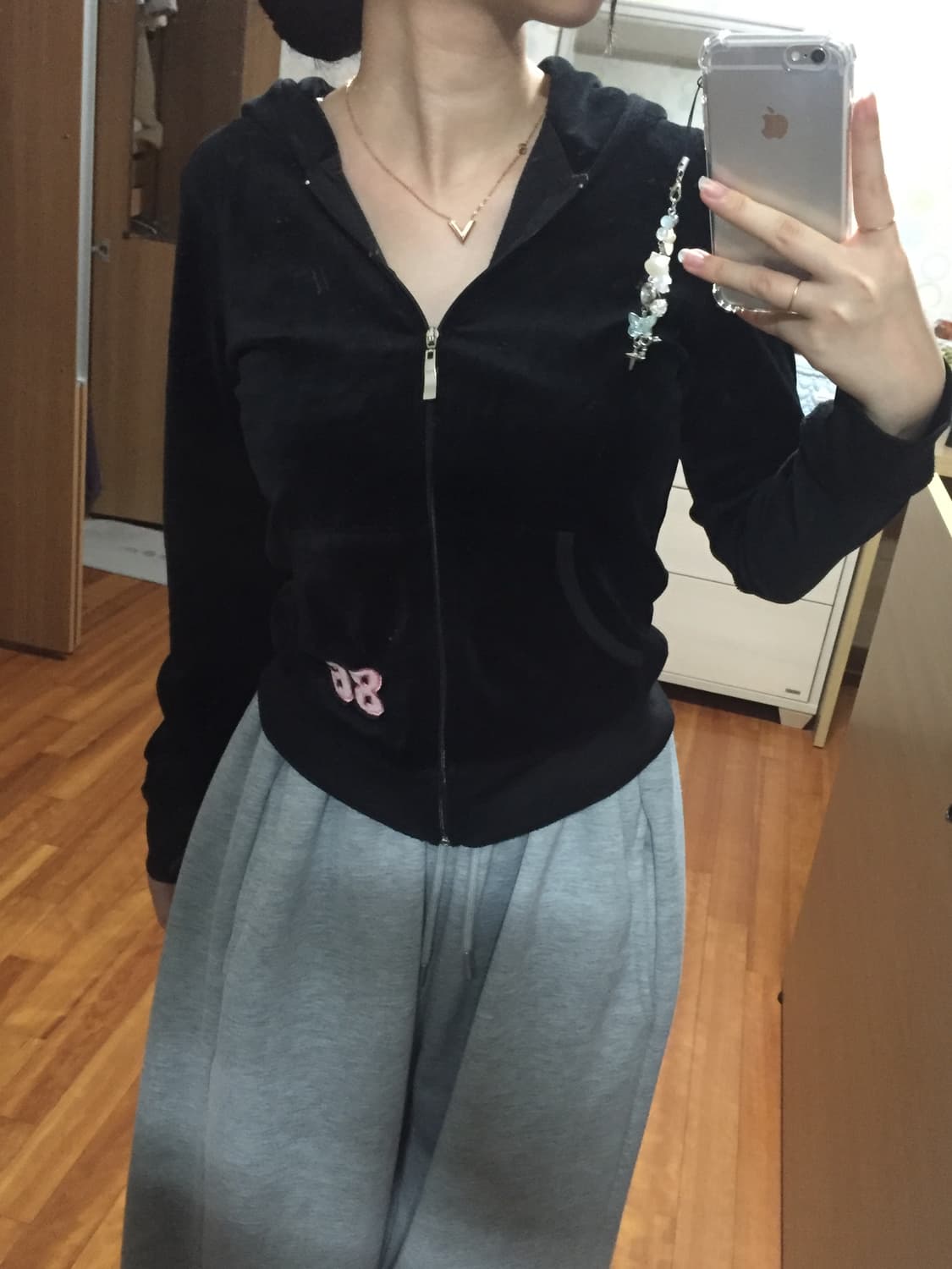 Pink 벨벳 후드집업 상품이미지1