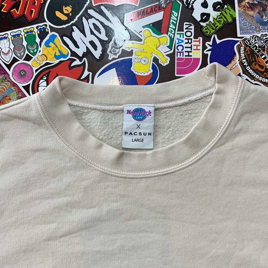 하드락 카페 X PACSUN 파리 스웻셔츠 XL~XXL 상품이미지5