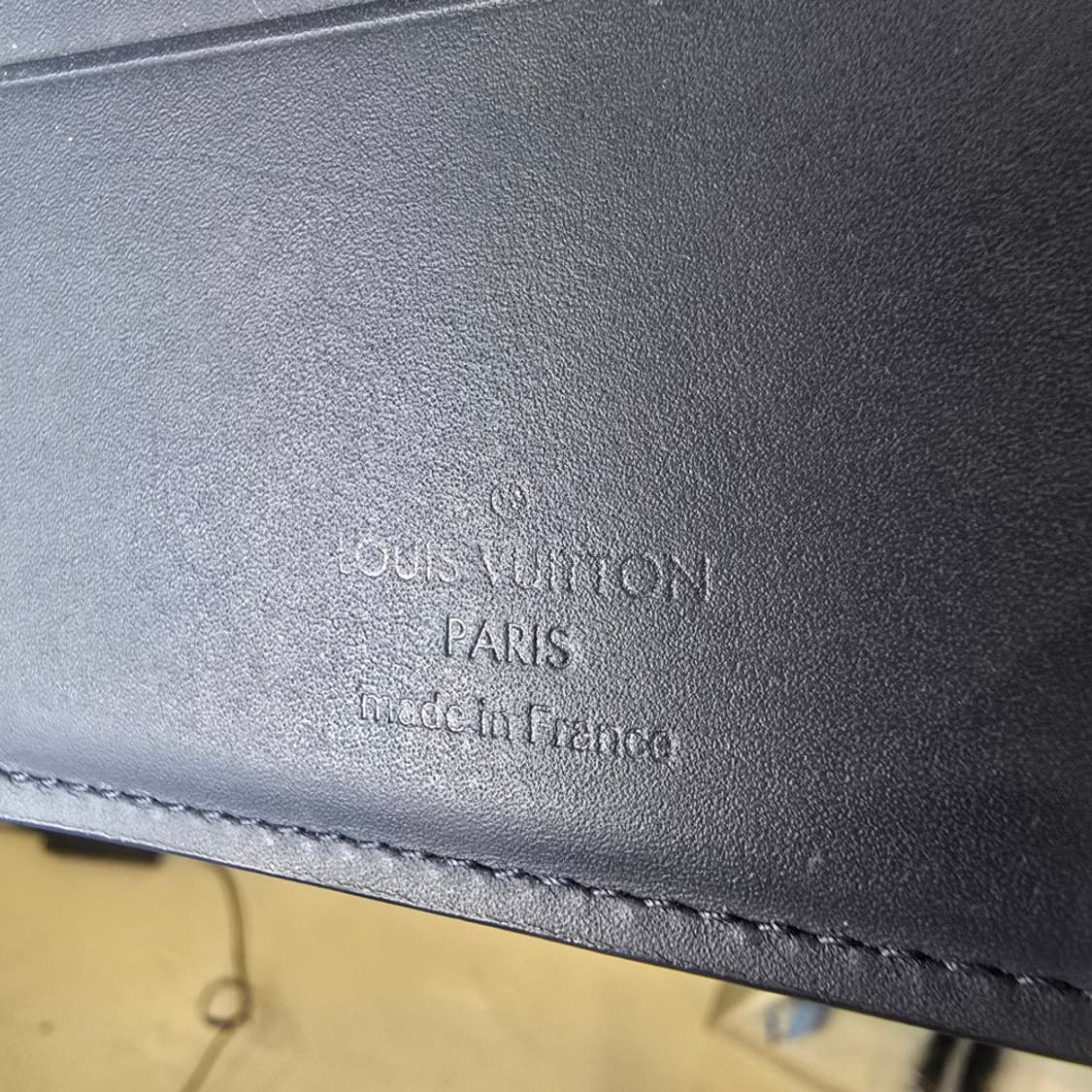 [중고/정품] 루이비통 멀티플 윌릿 반지갑 모노그램 네이비 리버 블루 상품이미지4