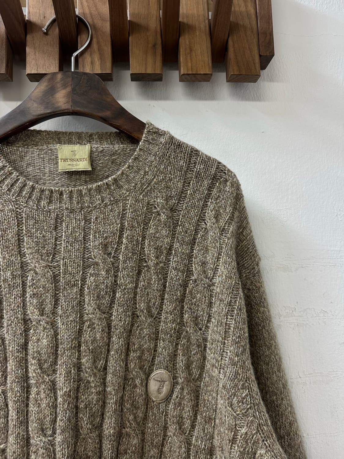TRUSSARDI 트루사르디 Italy 울 100% 케이블 니트 스웨터 상품이미지2