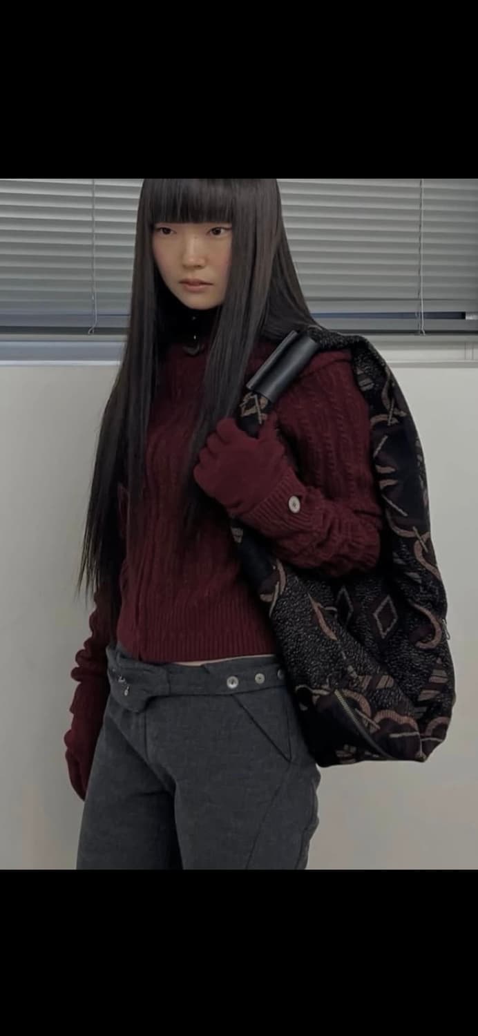 혜인서 트위스티드 숄더백 버건디 상품이미지1