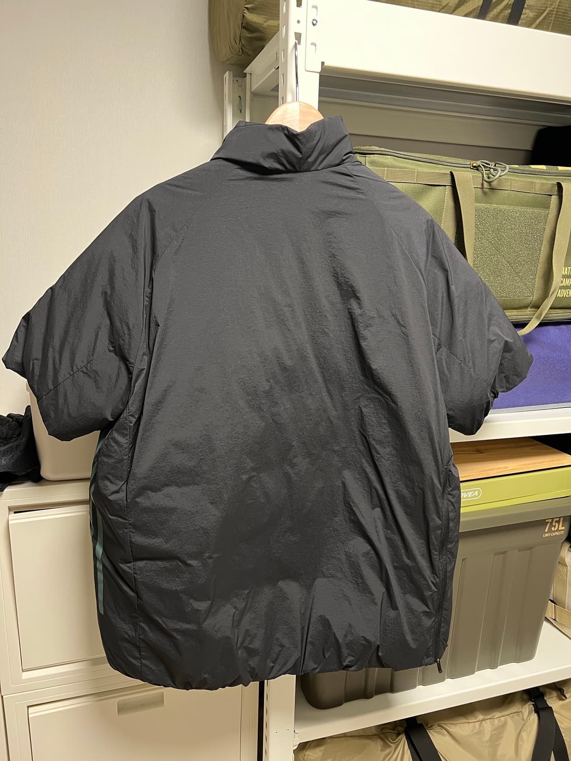 새상품,XXL) 아디다스 골프 덕다운 반팔 아노락 패딩 상품이미지4