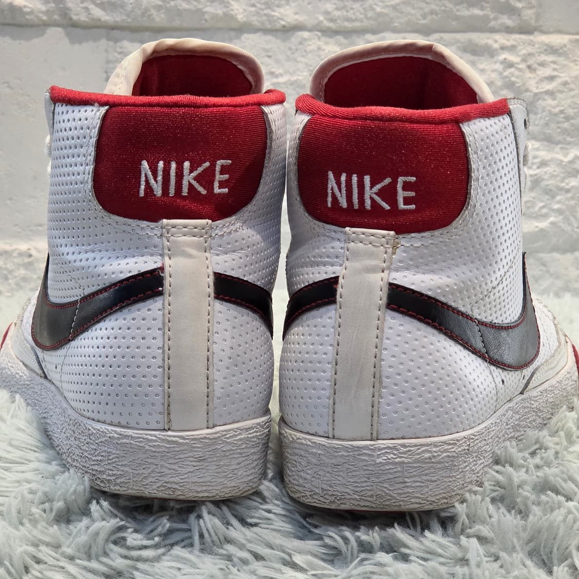 7a-18:나이키 블레이저 미드 GS 화이트/레드/블랙(235) 상품이미지3