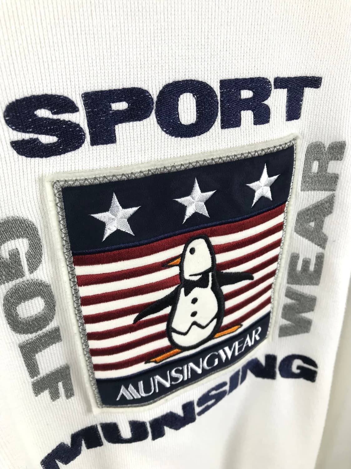 먼싱웨어 올드스쿨 y2k 맨투맨 스포티빈티지 화이트 대대장 상품이미지6