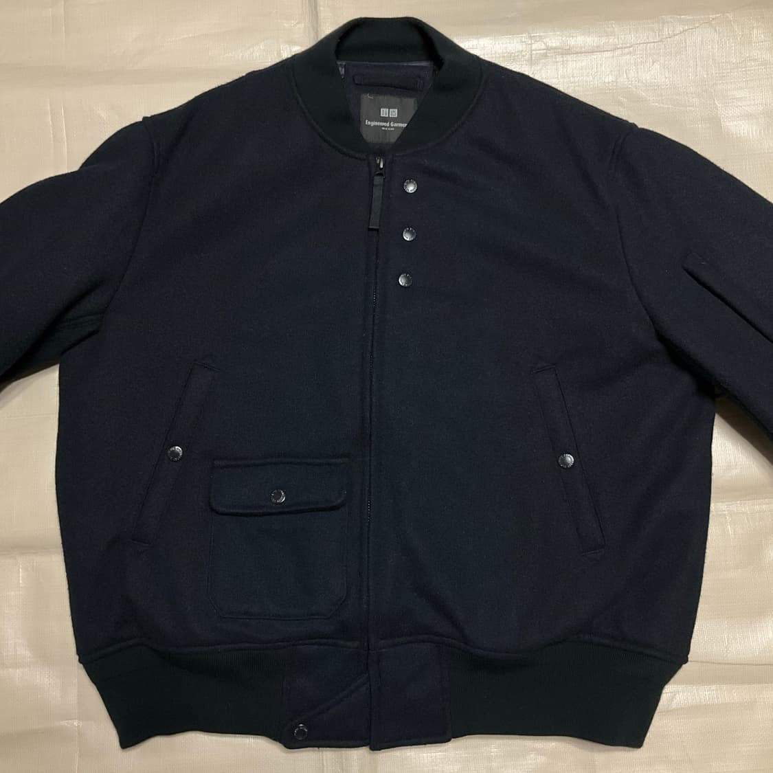 유니클로 엔지니어드가먼츠 퍼프테크 블루종 L 상품이미지3