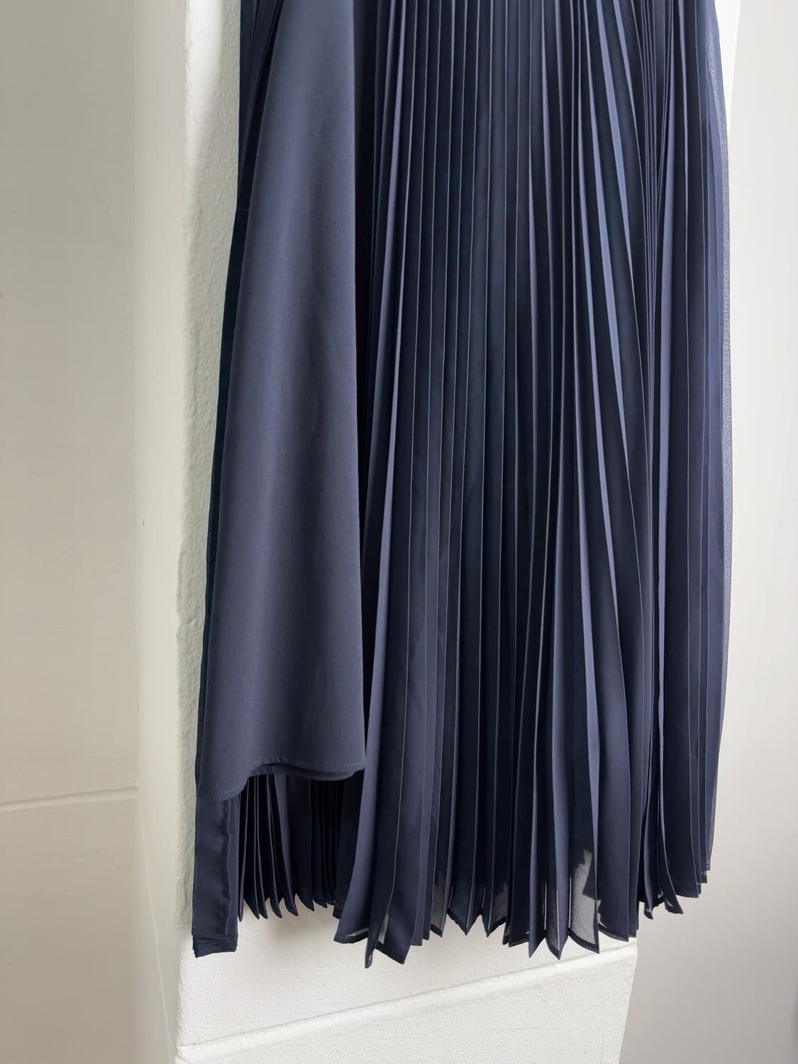 LE CIEL BLEU Navy Pleated Slit Skirt 상품이미지6