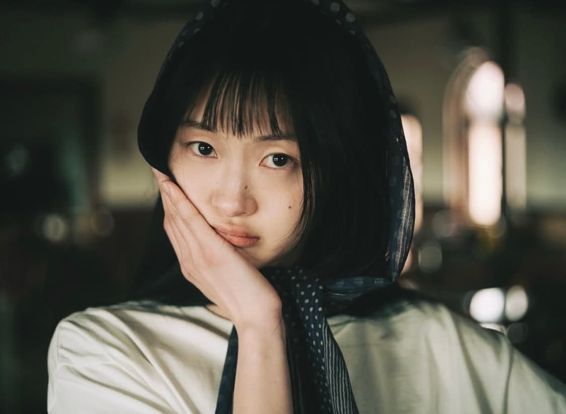 미개봉 ) 오헤시오 도트 스카프 네이비 에이블리무신사코이세이오허그유어스킨 상품이미지1