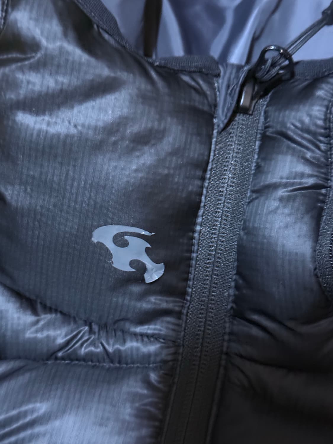 산산기어 패널드 푸퍼 자켓 24FW 상품이미지2