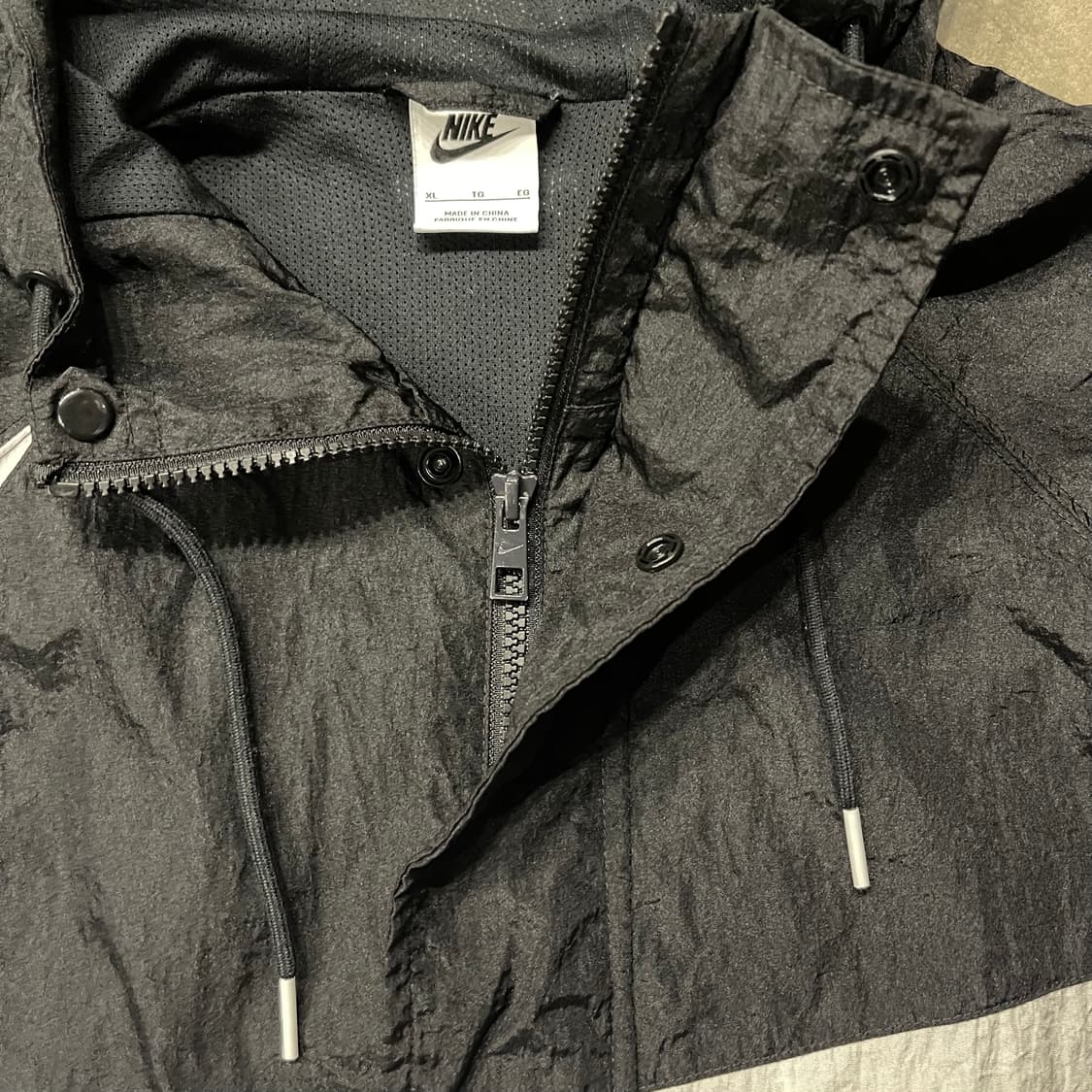 NIKE  빅스우시 후드 트랙자켓 상품이미지4