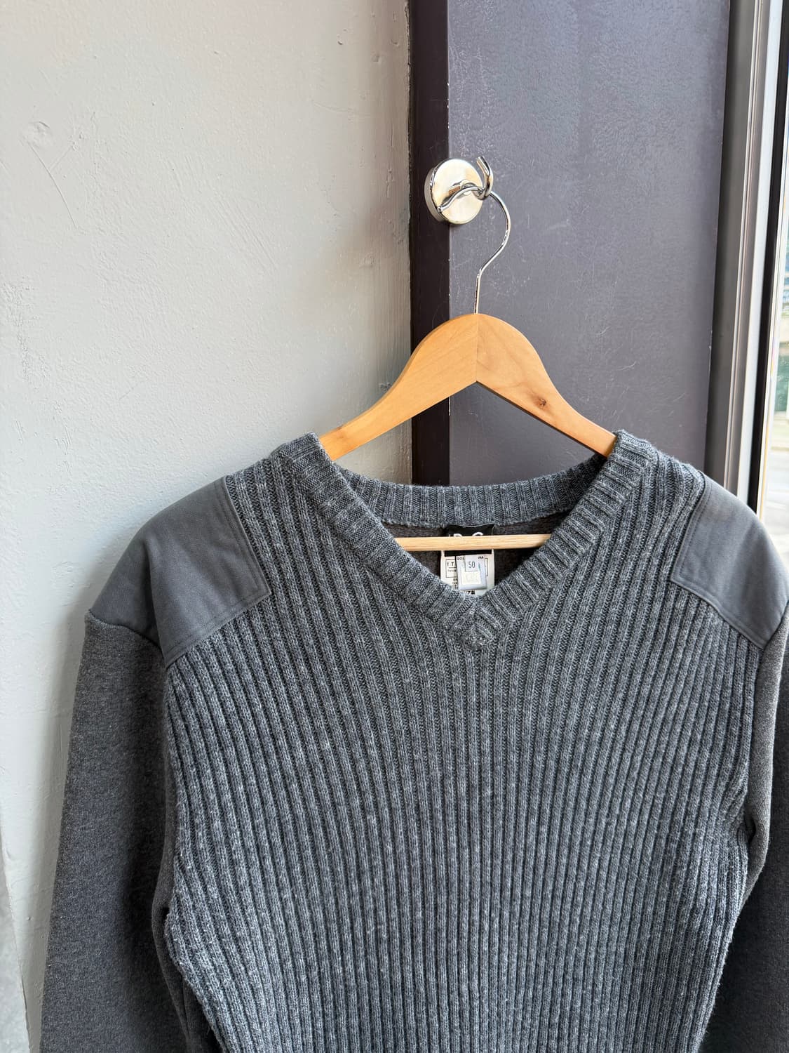 50/ 돌체앤가바나 견장 퓨어울 백테이핑 골지 니트 상품이미지3