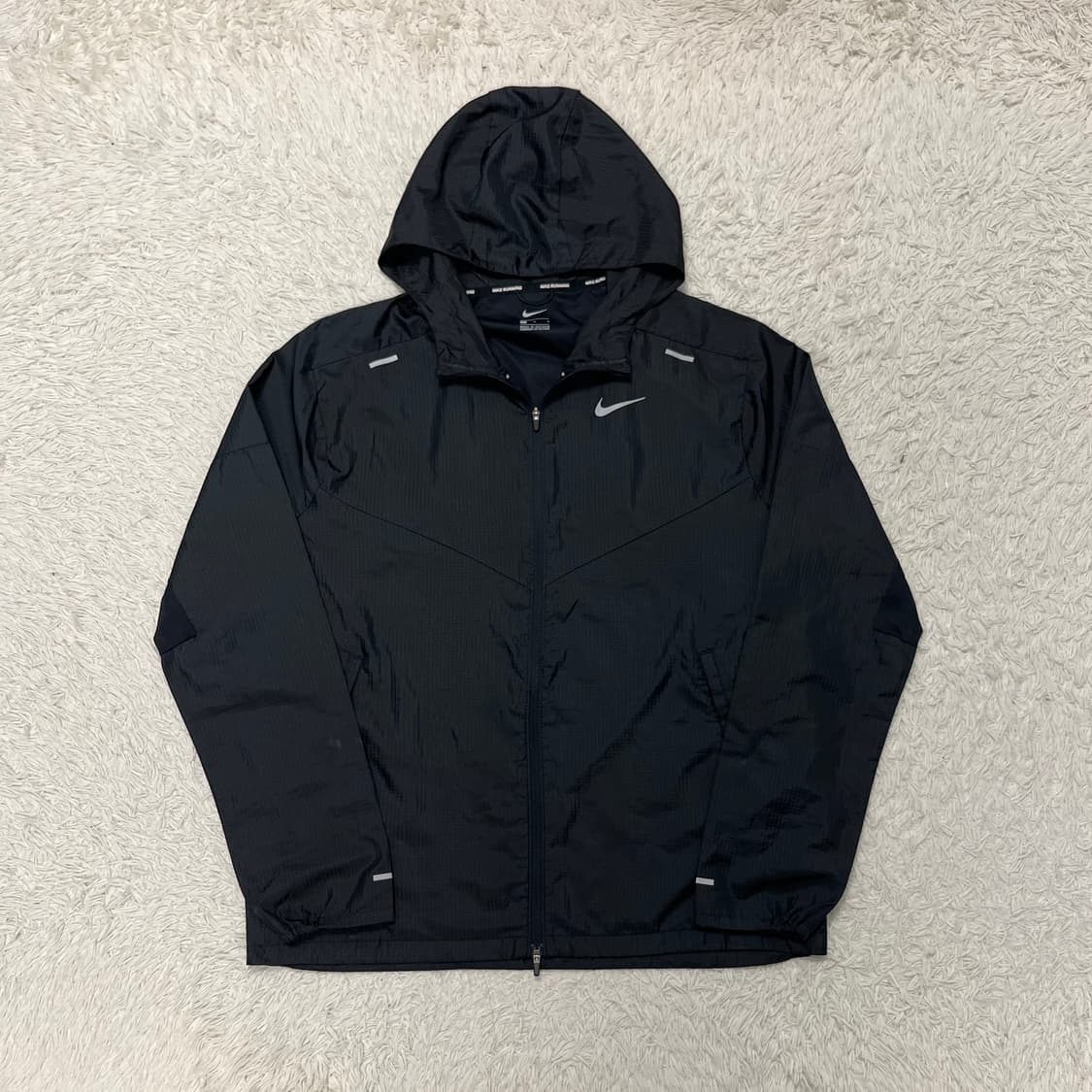 Nike running windbreaker 상품이미지4