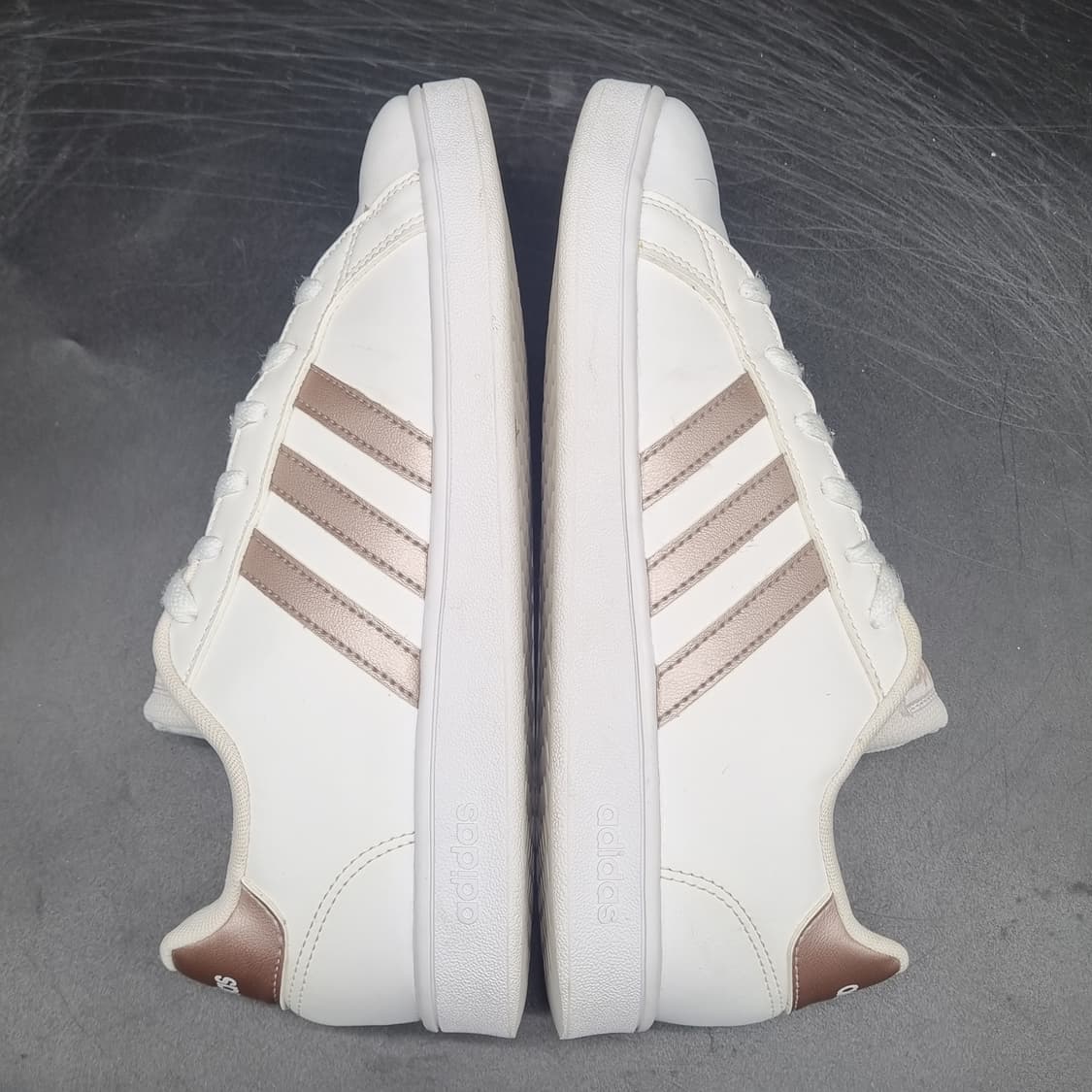 아디다스 그랜드코트 스니커즈250 상품이미지5