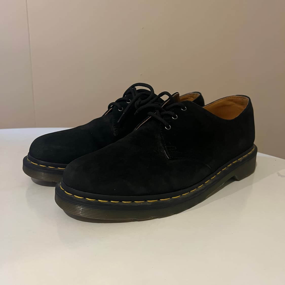 닥터마틴 1461 스웨이드 3홀 블랙 상품이미지1