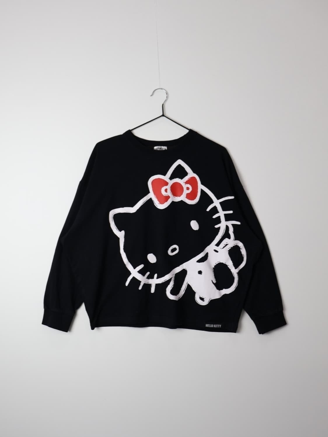 Hello Kitty Big Graphic Long Sleeve  상품이미지3