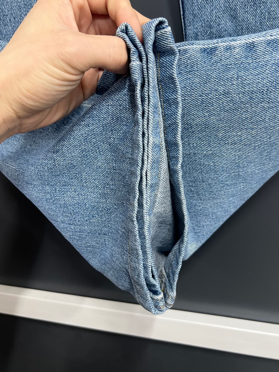 00s Levis 리바이스 505 레귤러 핏 연청 데님 팬츠  상품이미지4