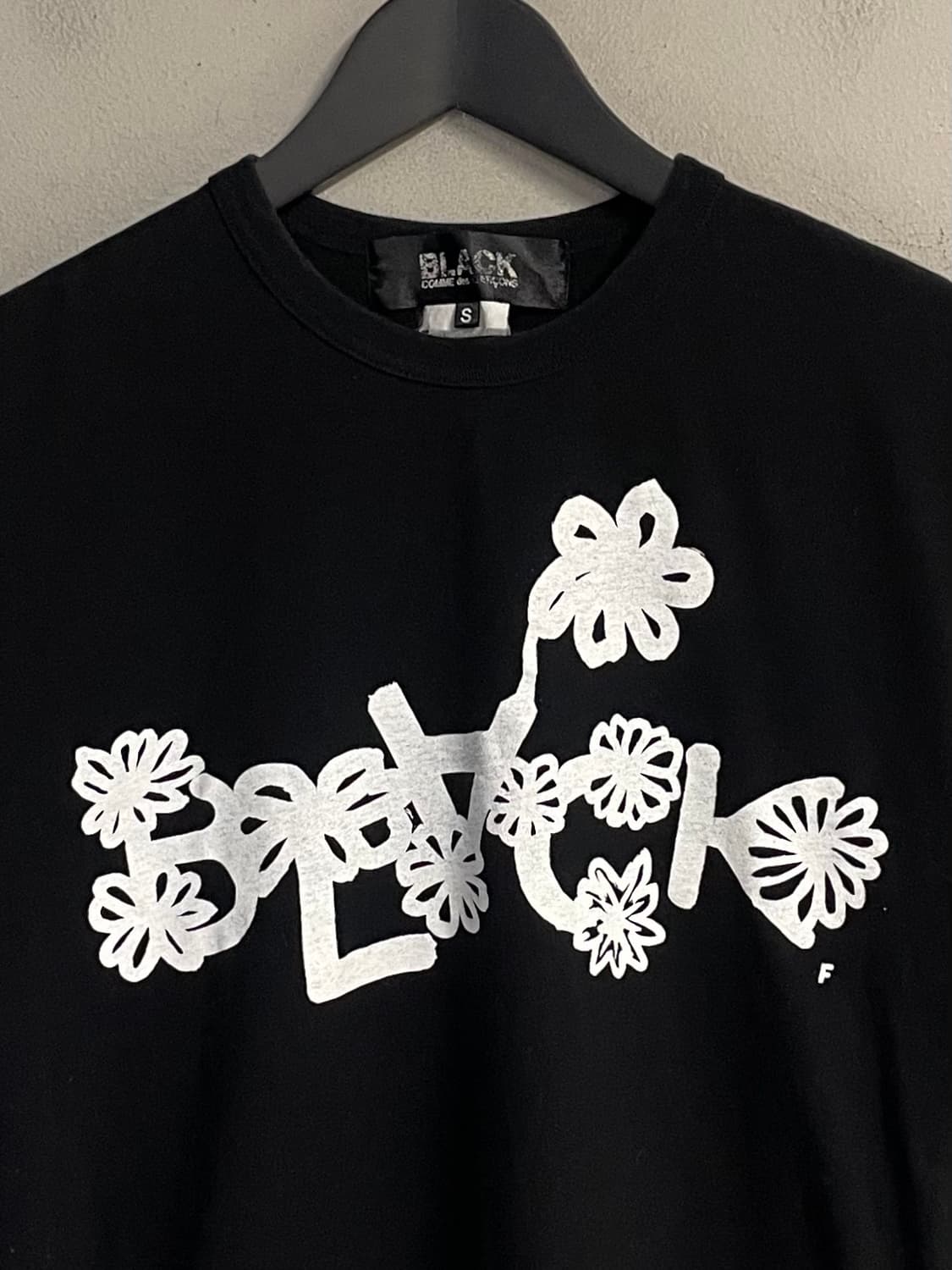 BLACK Comme des Garcons flower t-shirt  상품이미지2