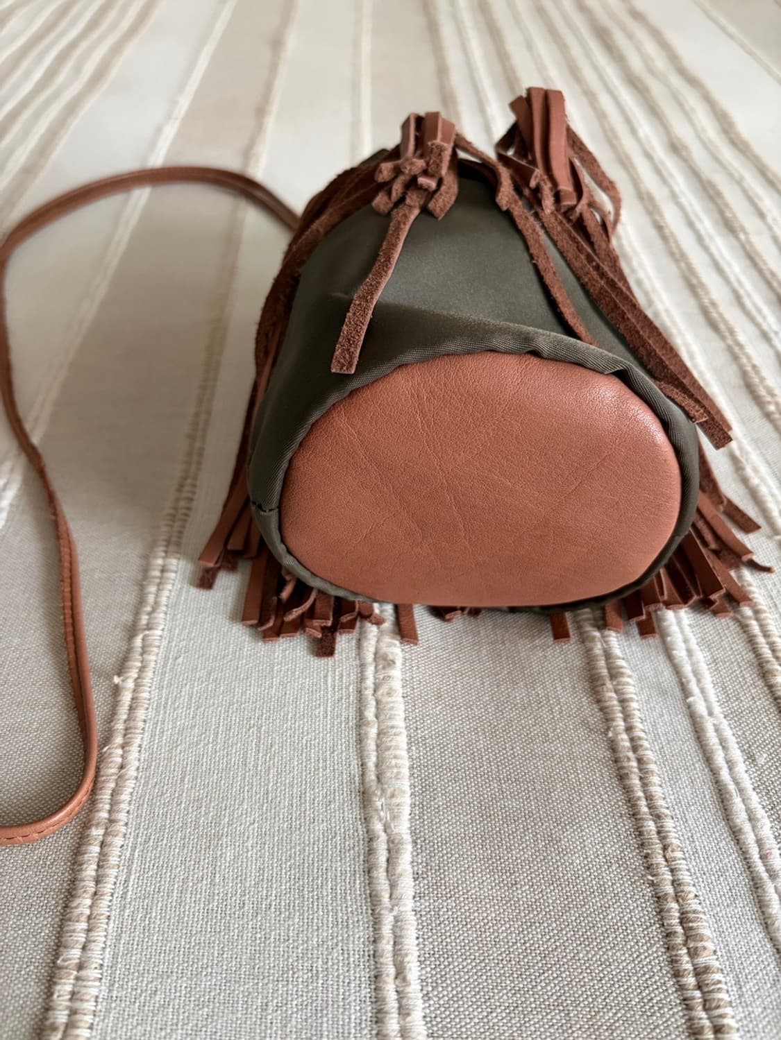 [hobo] cow leather fringe drawstring bag 상품이미지7