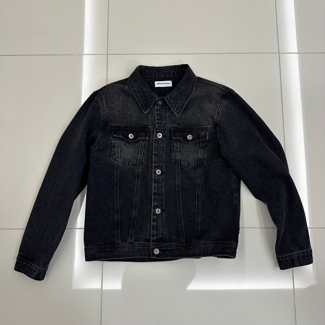 밀로아카이브 흑청자켓 상품이미지1