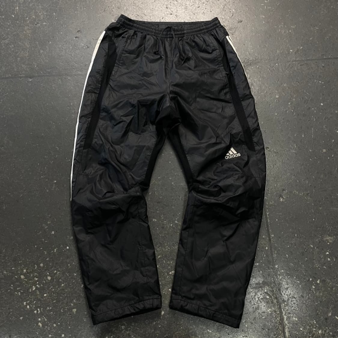 100 아디다스 나일론 팬츠 상품이미지1